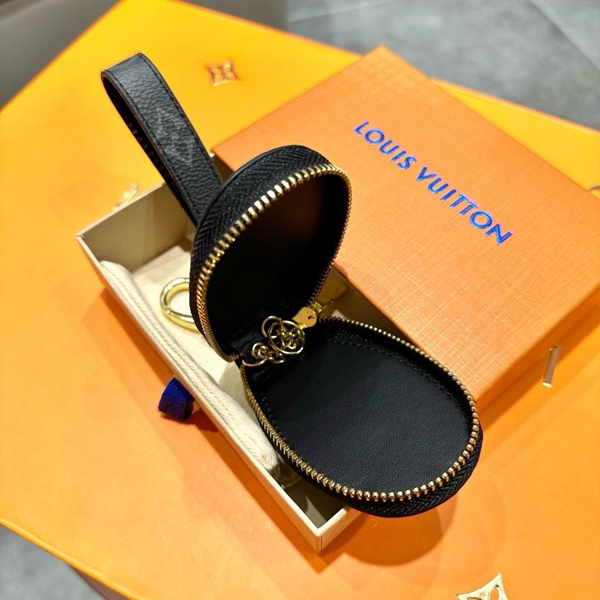 ブランドキーホルダー側面デザイン